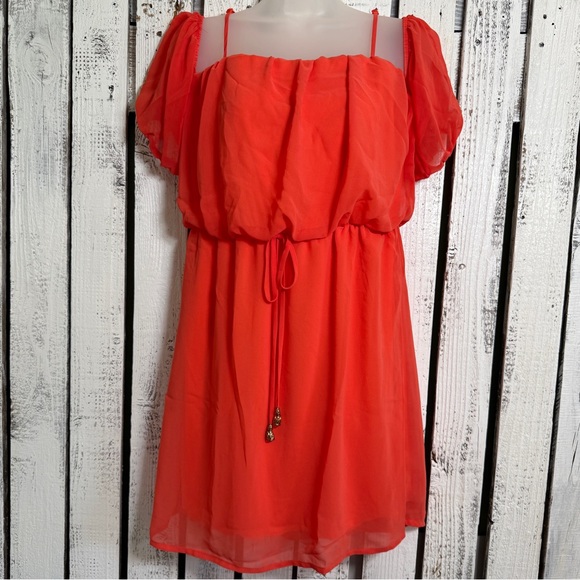 City Triangles Dresses & Skirts - City Of Triangles Off Shoulder Dress Size Medium Short Elastic Waist Orange Boho